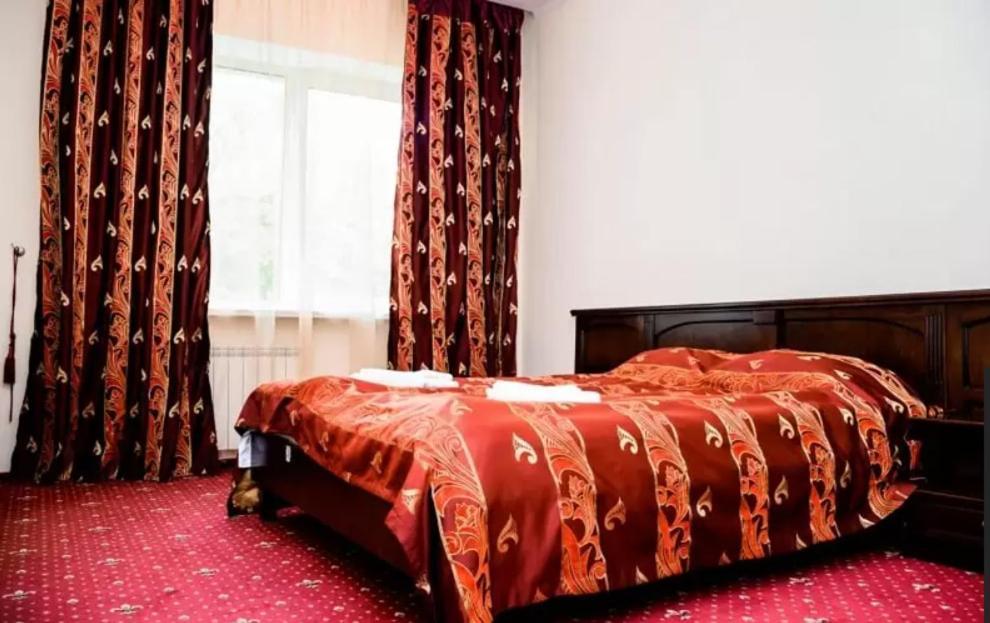 Hotel Solotvyno Resort Extérieur photo